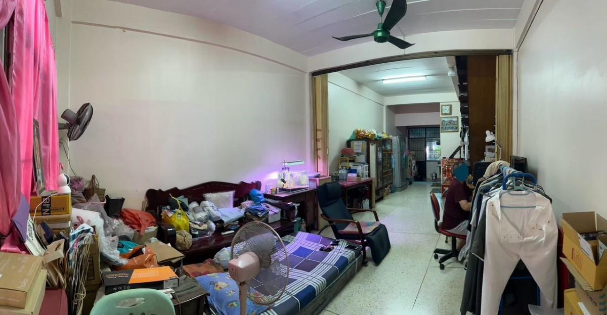 ขายด่วน บ้าน 3 ชั้น ใน ซอย อ่อนนุช19 ใกล้ bts อ่อนนุช และ สถานีศรีนุช มาก Loading...