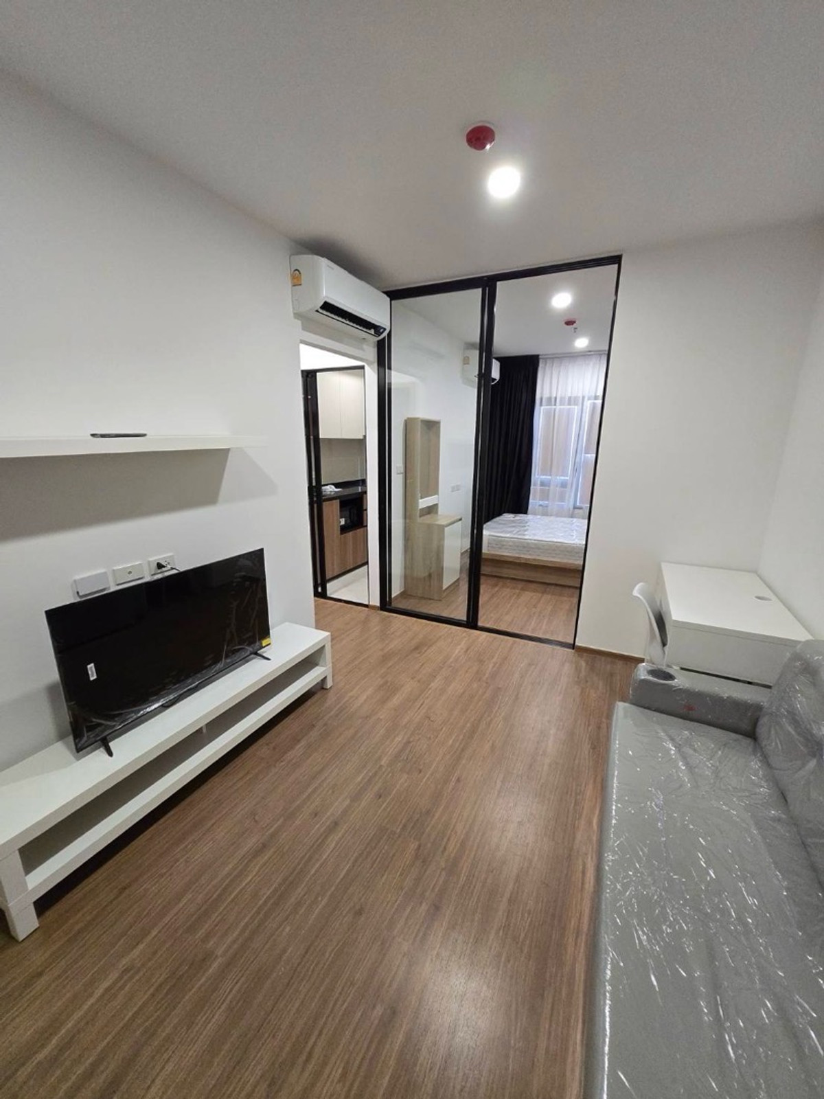 ให้เช่าคอนโดบางแค เพชรเกษม : ให้เช่า เดอะ ลีฟวิ่น เพชรเกษม MRTภาษีเจริญ และ SEACON บางแค