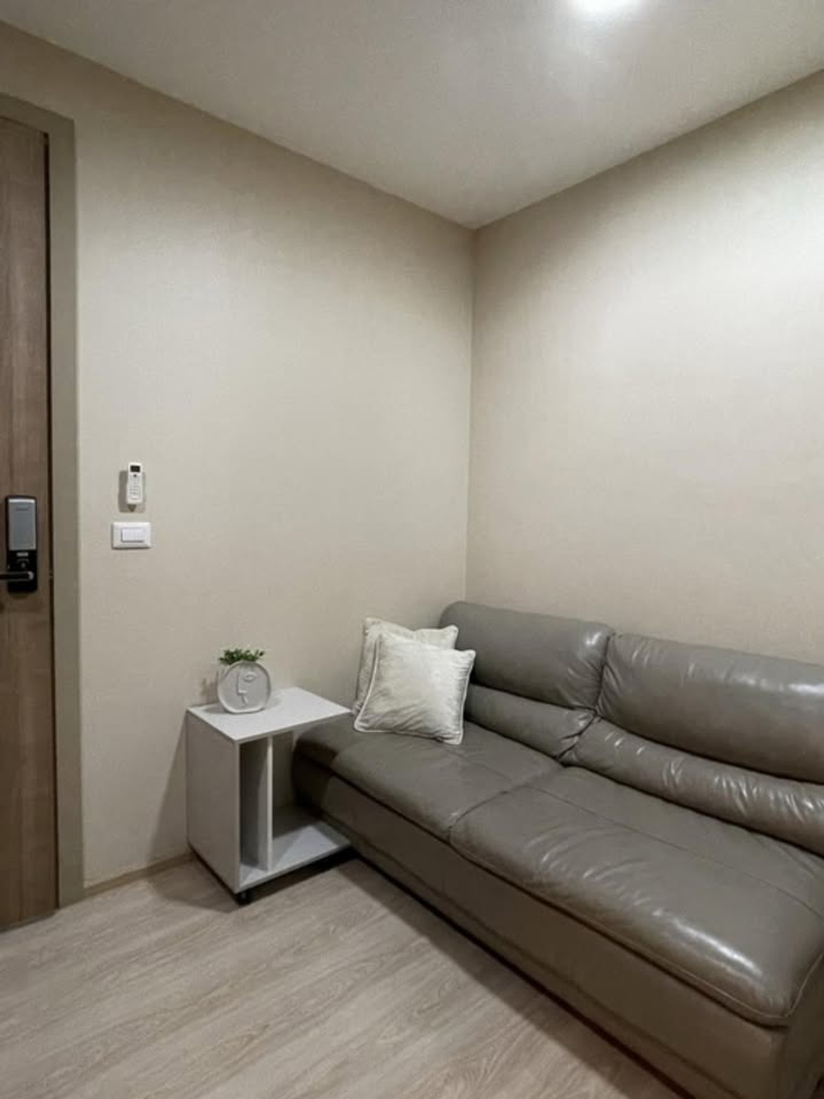 ให้เช่าคอนโดพระราม 9 เพชรบุรีตัดใหม่ RCA : เช่าคอนโด Condolette Midst Rama 9/คอนโดเลต มิสท์ พระราม 9 (B6811008)