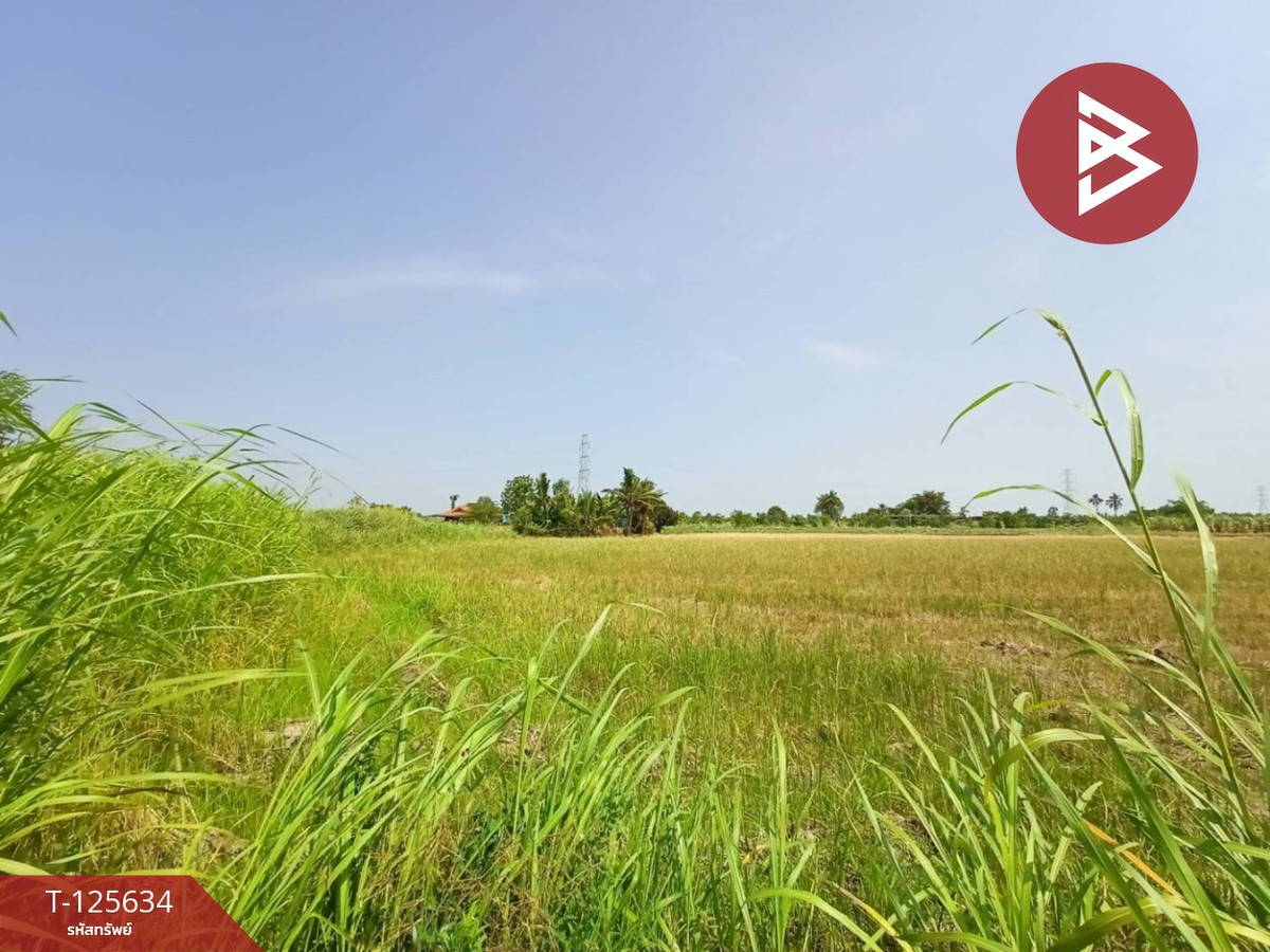 Land for sale, area 2 rai 2 ngan 99.3 square wah, Ban Makluea, Mueang Nakhon Sawan Loading...