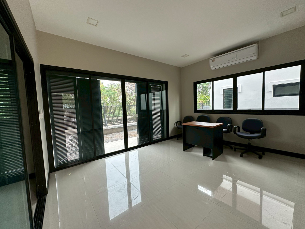 For SaleHousePhutthamonthon, Salaya : 3-storey detached house for sale, 2 waterfront houses, Krisada Nakhon Village 49, Bangkok