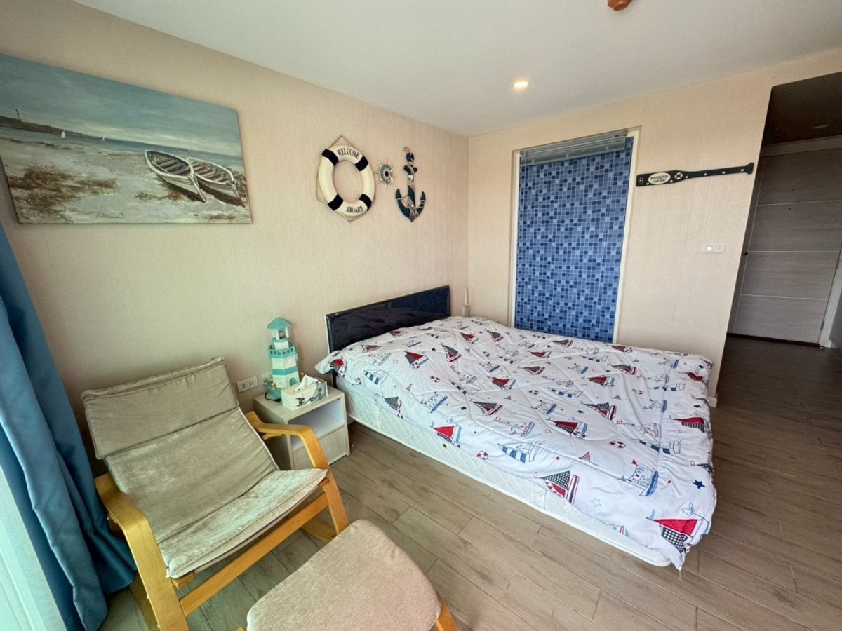 Selling very cheap!! Seven Seas Condo Resort Jomtien Pattaya, beautiful room, fully furnished, ready to move in, only 1 minute to Jomtien Beach. Loading...