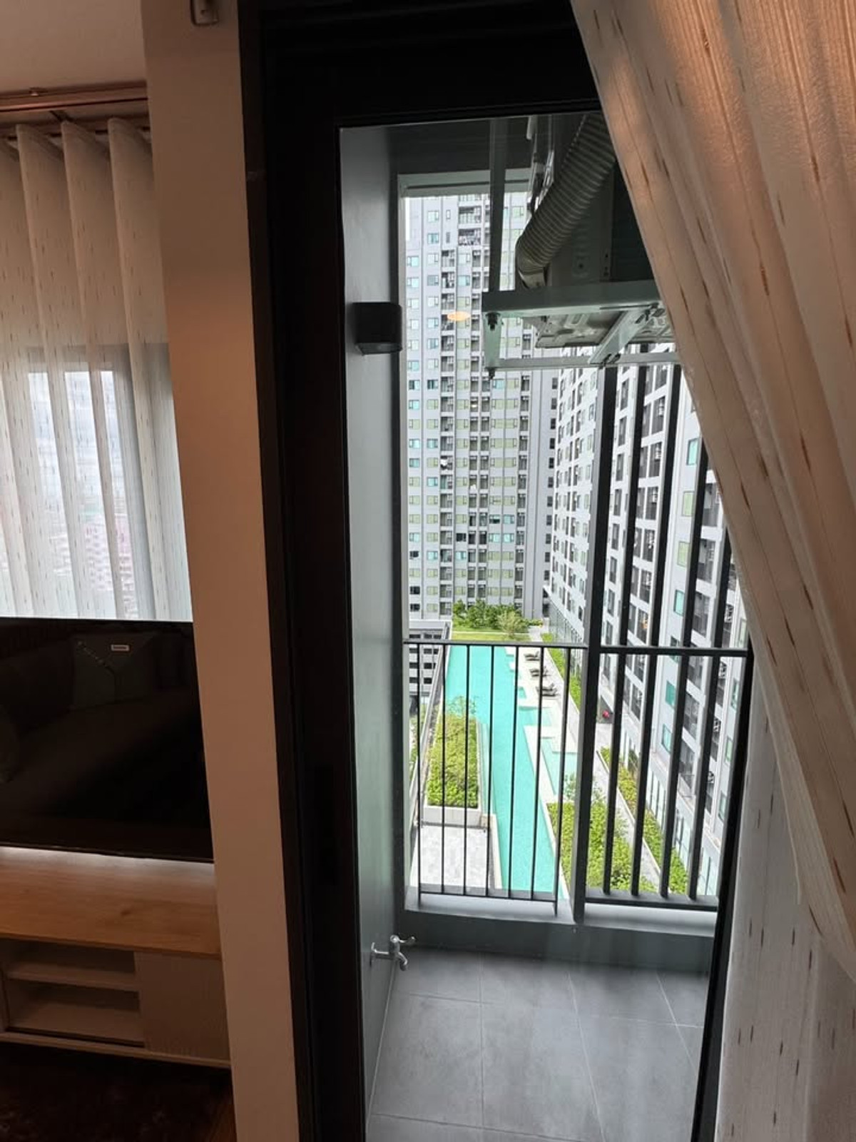 For RentCondoRamkhamhaeng, Hua Mak : Condo for rent The Livin Ramkhamhaeng/The Livin Ramkhamhaeng (D6811001)