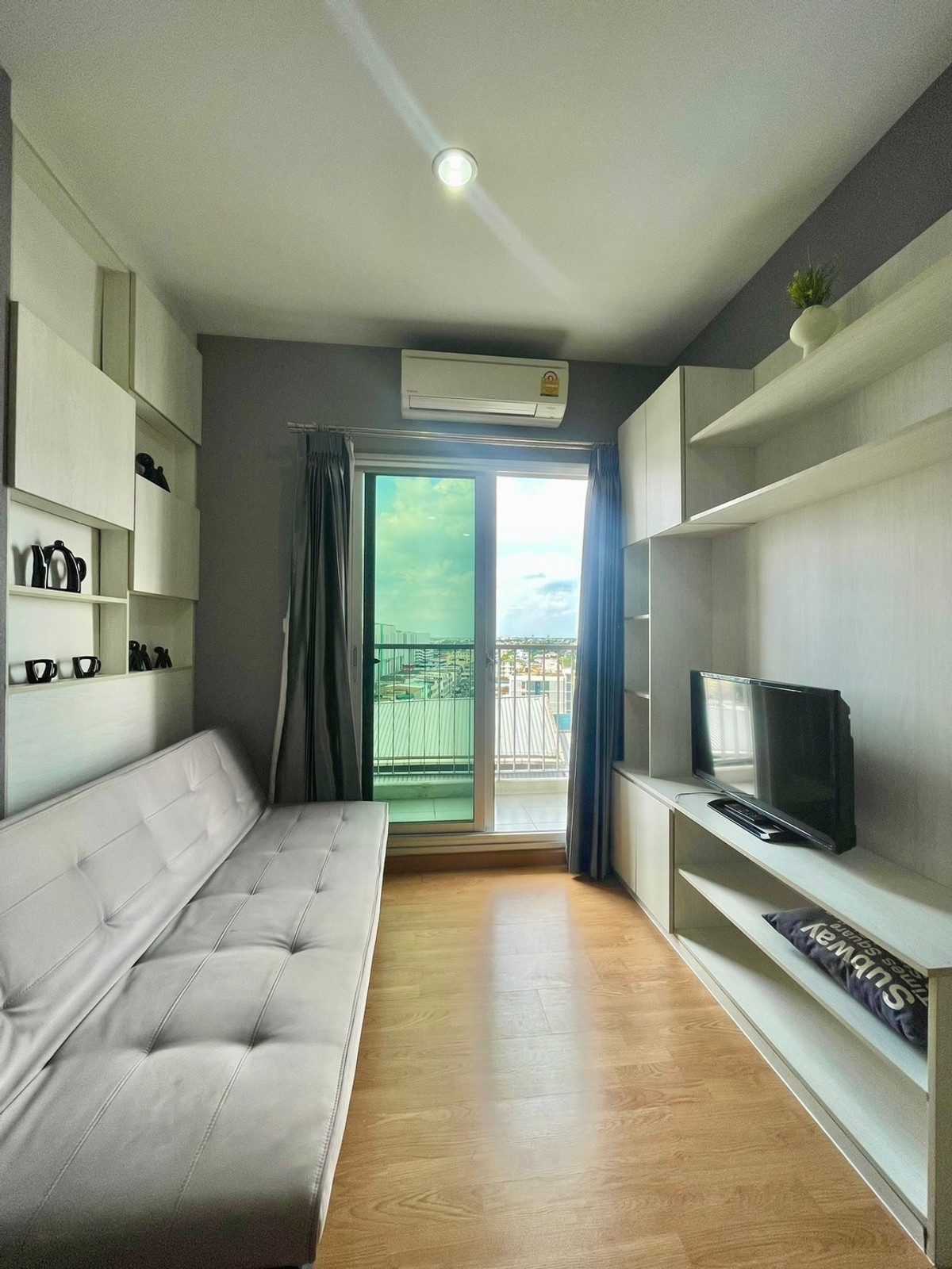 For RentCondoBang kae, Phetkasem : For rent, beautifully decorated room Ready to move in, The Parkland Phetkasem Condo, next to Lak Song MRT.