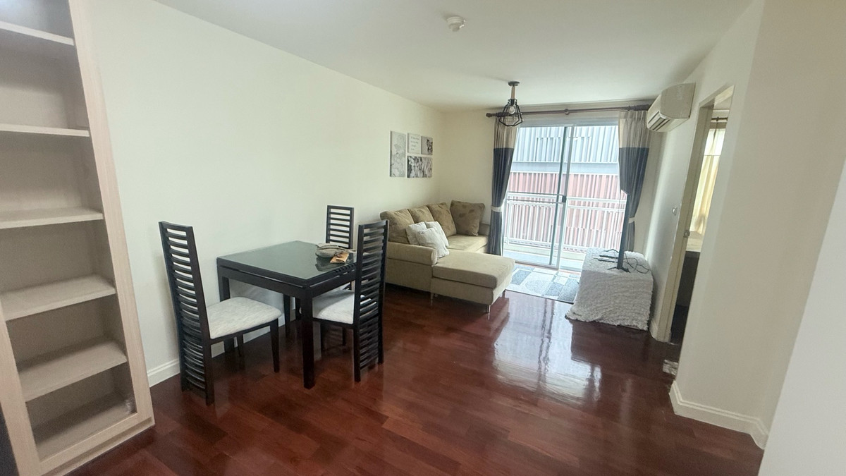 ให้เช่าคอนโดสุขุมวิท อโศก ทองหล่อ : ให้เช่าคอนโด 49 Plus (ฟอร์ตี้ไนน์ พลัส) ว่างให้เช่า !!!🏠