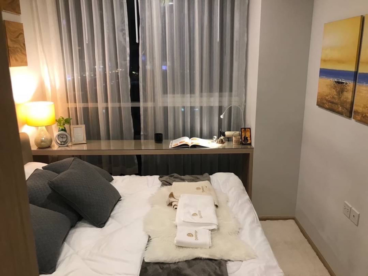 Condo for sale under market price : Noble Revolve Ratchada1 1 Bedroom Nice decorated Fully furnished +Digital door lock near MRT Cultural Centre Special price 3.3 MB.🔥🔥🔥 Loading...
