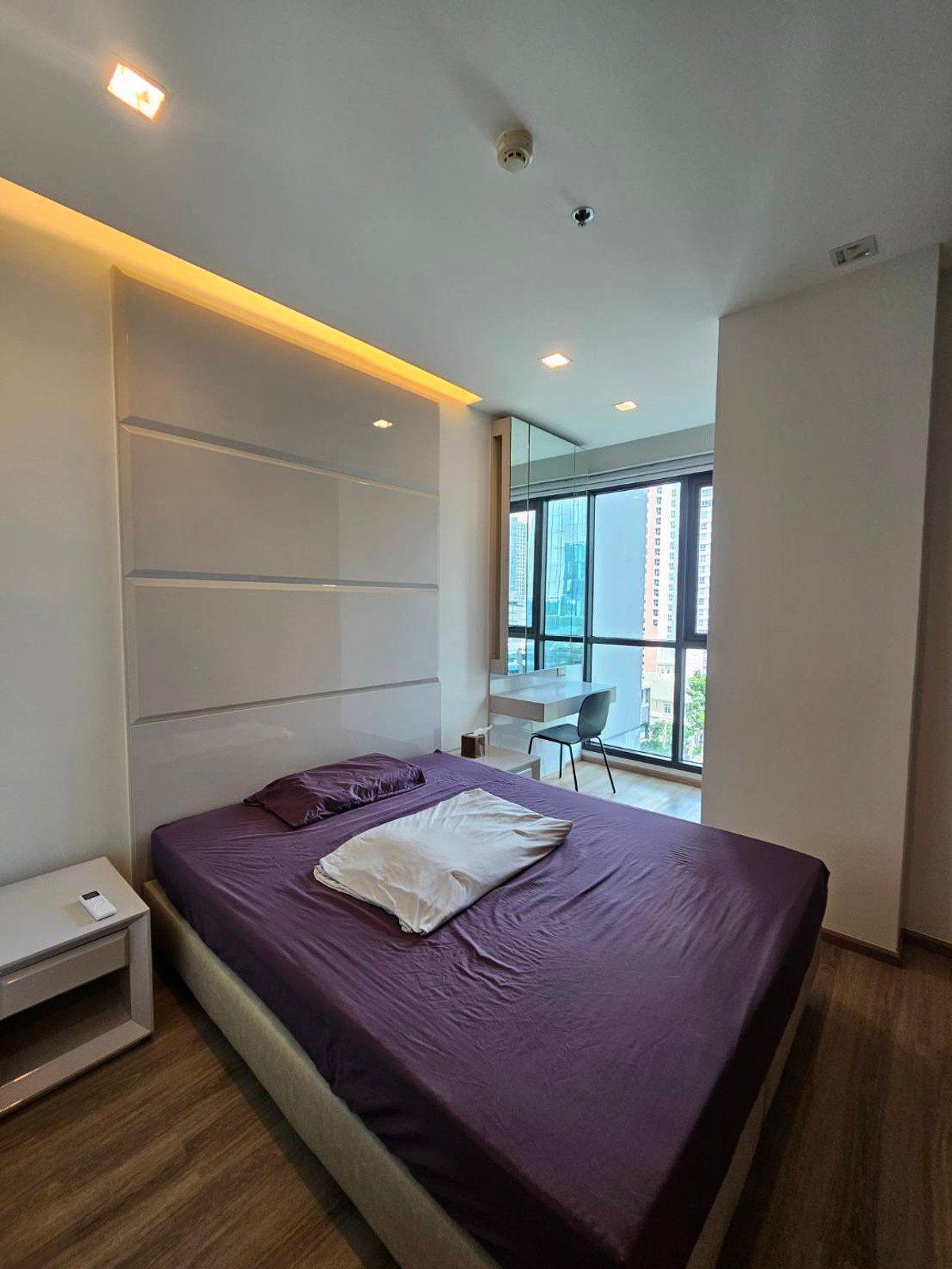 ✨ Renovated 2 Bedroom Condo at The Address Sathorn ✨ Loading...