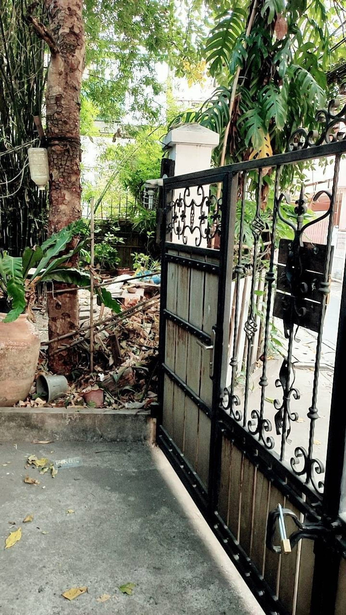 ขายที่ดินรัชดา ห้วยขวาง : ขายที่ดินรัชดา14 แยก 3 (100 ตร.ว.) ใจกลางรัชดา ใกล้ MRT ห้วยขวาง