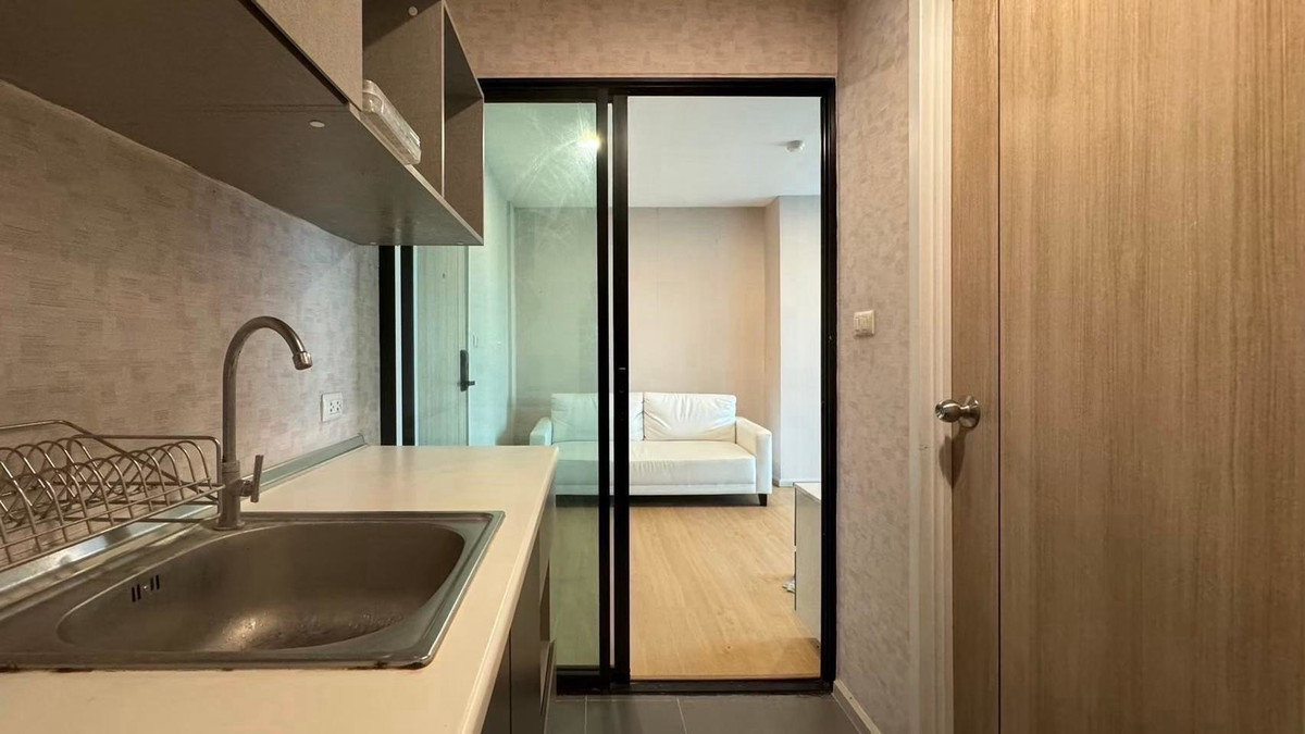 For SaleCondoBangna, Bearing, Lasalle : Condo for sale: The Excel Groove Lasalle, Condo Style Luxury Loft, good location, connected to many main routes. Large room 31.59 sq m, corner, 8th floor, 1,850,000 baht