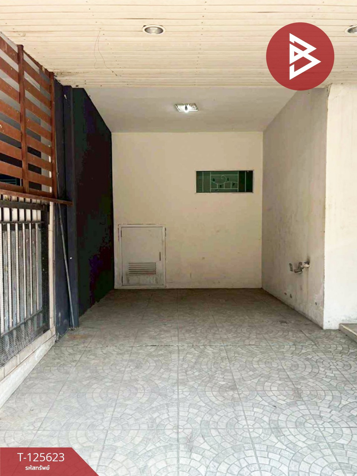 ขายทาวน์เฮ้าส์ หมู่บ้านพฤกษาวิลล์ 56 พุทธมณฑลสาย 5 นครปฐม Loading...