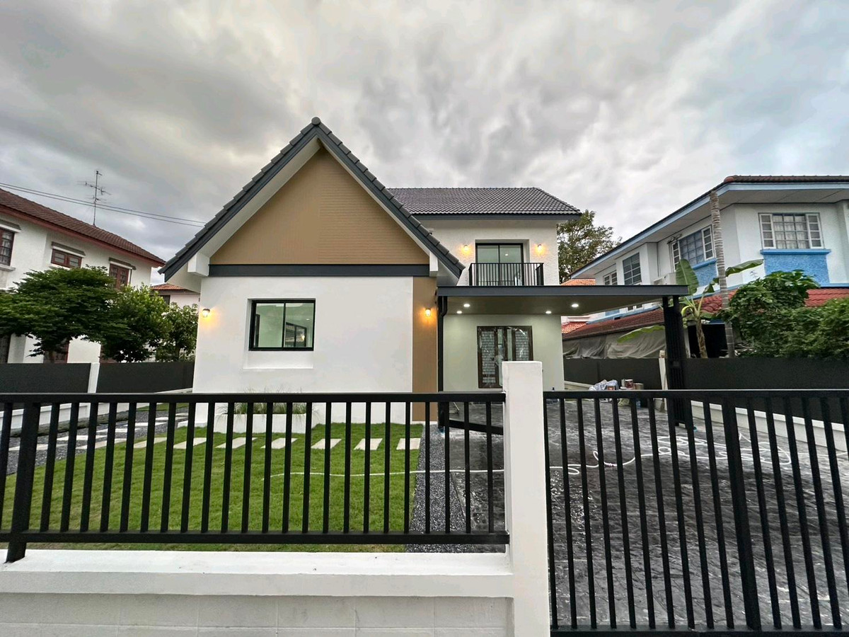 ขายบ้านนนทบุรี บางใหญ่ บางบัวทอง : 🔥ม.ชลลดา บางบัวทอง บ้านเดี่ยวรีโนเวทใหม่ ใกล้ทะเลสาป เนื้อที่ 84 ตรว.