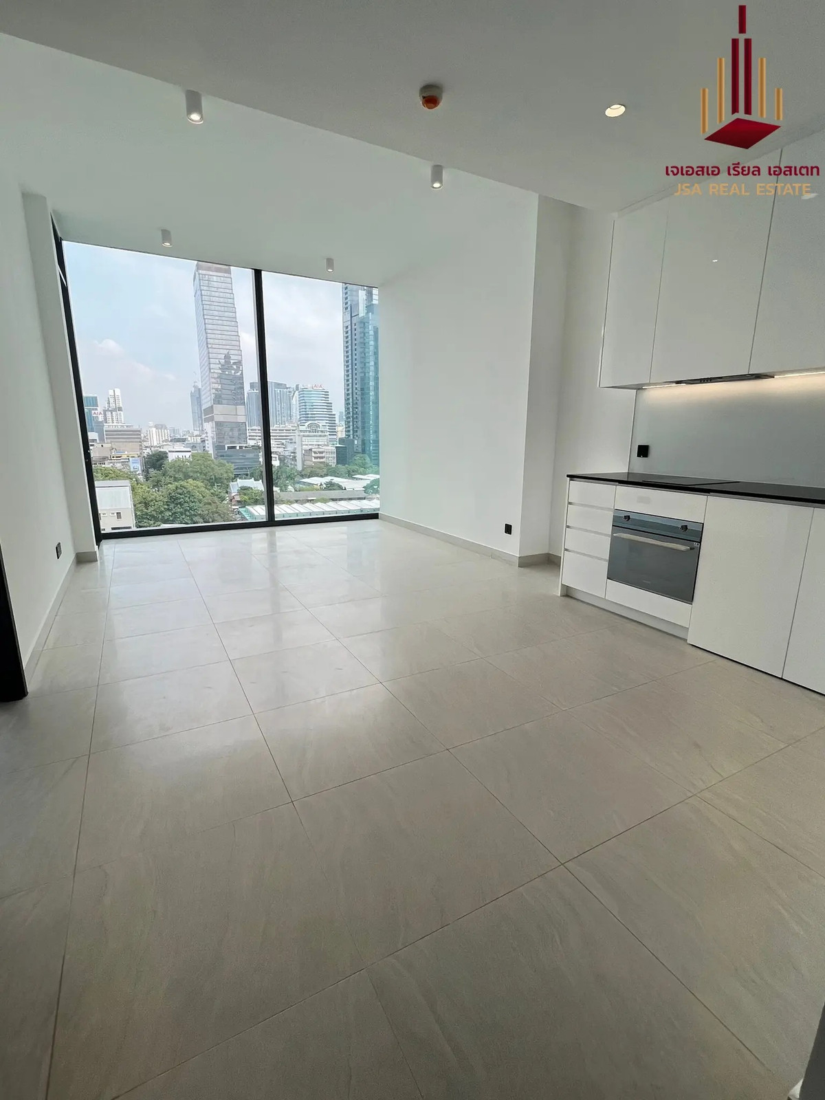 ขายคอนโดสาทร นราธิวาส : ✨ For Sale: Tait Sathorn 12 Condo ✨ 💰 Only 14,040,000 THB
