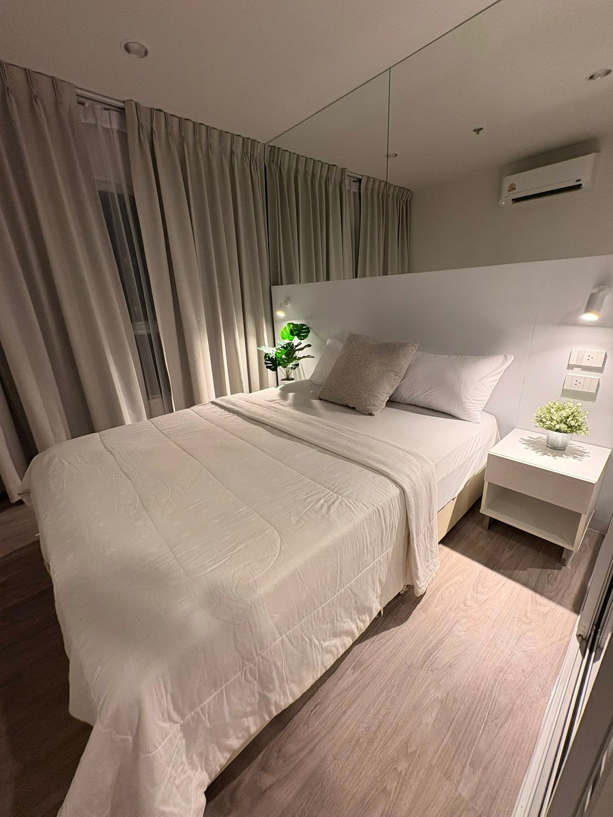 ให้เช่าคอนโดบางซื่อ วงศ์สว่าง เตาปูน : 🔴12,500฿🔴 𝐑𝐞𝐠𝐞𝐧𝐭 𝐇𝐨𝐦𝐞 𝐁𝐚𝐧𝐠𝐧𝐚┃รีเจ้นท์ โฮม บางนา ✅ ใกล้ BTS บางจาก ยินดีบริการ🙏สนใจทัก 𝙇𝙄𝙉𝙀 มานะคะ (ตอบไวมาก):​📱 รหัสทรัพย์​ 6811-1401📱: ไอดีไลน์:@bbcondo88