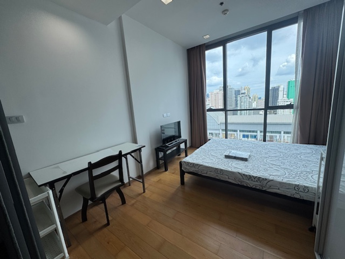 āđāļŦāđāđāļāđāļēāļāļāļāđāļāļāļēāļāļē : ðïļ Hyde āļŠāļļāļāļļāļĄāļ§āļīāļ 13 â āļŠāļāļđāļāļīāđāļāļŦāļĢāļđ āđāļāļāļĨāļēāļāļāđāļĻāļ āđāļāļĨāđ BTS āđāļĨāļ° MRT