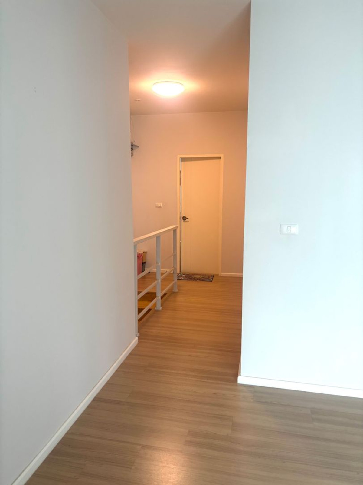 Selling at the best price, Baan Klang Muang, Suan Luang, near Mega Bangna, corner house, lots of usable space. Plus fully furnished, ready to move in 064-974-2441 Loading...