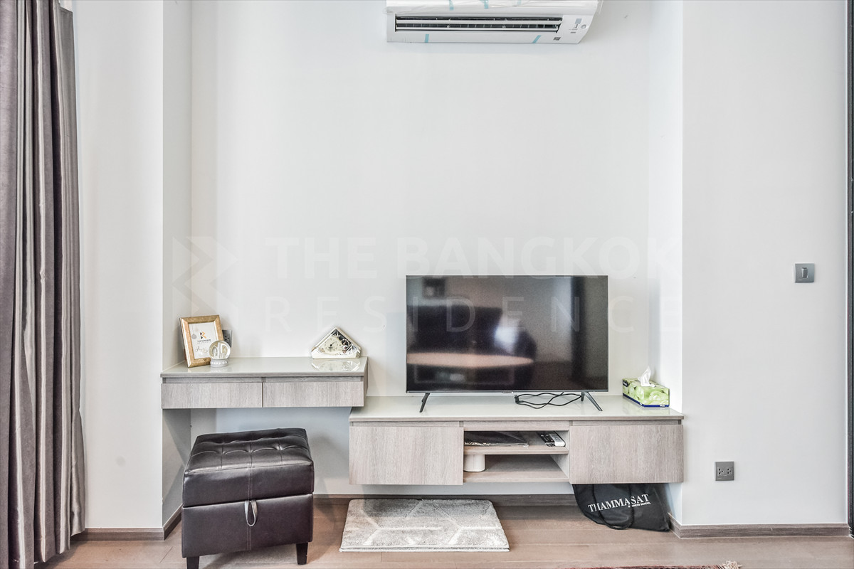 ✨ Special opportunity! Ready to move in immediately! Ideo Chula-Samyan✨! Ready to move in immediately! Experience a superior life in the heart of Phaya Thai! Contact to make an appointment to view the room: 095-927-0315 Suea Loading...