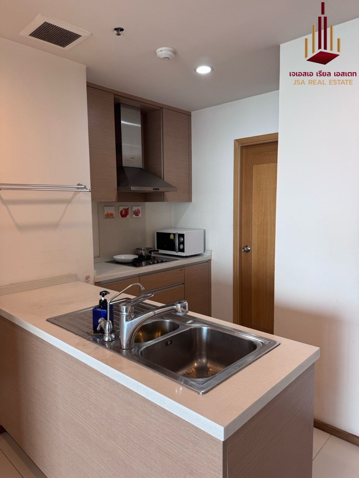 ขายคอนโดสาทร นราธิวาส : ✨ For Sale : The Empire Place  Condo  ✨  💰 only 16,990,000  thb