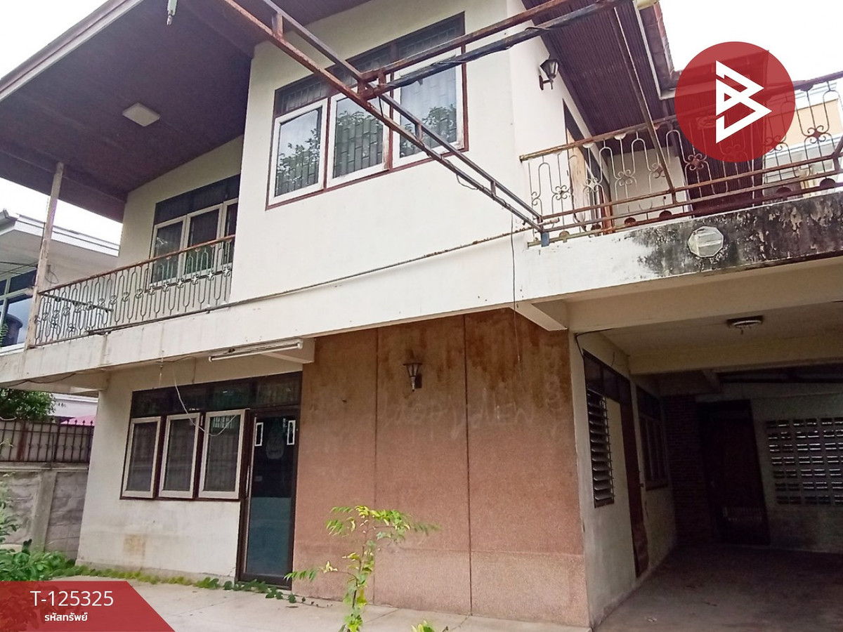 2-story detached house for sale, area 77 square meters, Soi Phetkasem 53, Bangkok Loading...