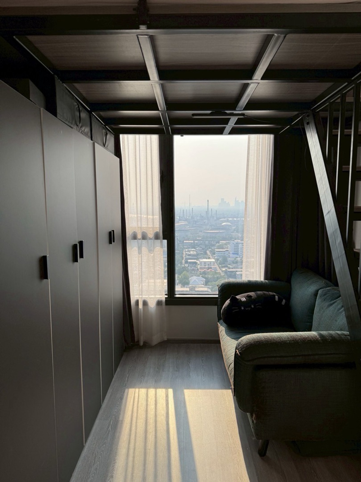 ให้เช่าคอนโดอ่อนนุช อุดมสุข : ให้เช่าคอนโดThe Line สุขุมวิท101 ทำเลดีอยู่ติดBTSปุณณวิถี ชั้น24 ขนาดห้อง28ตร.ม 1ห้องนอน1ห้องน้ำ ต่อเติมเพิ่ม!! 17,500 บาท!!