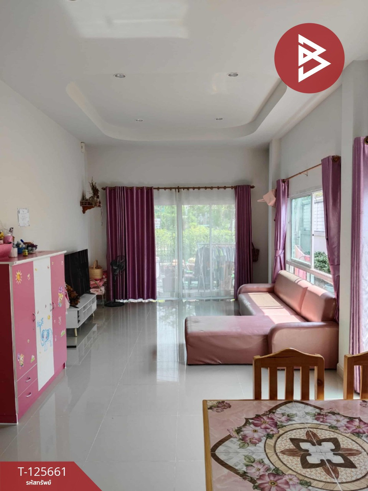 Semi-detached house for sale, B leaf Hill 1 Village (B leaf Hill1), Sriracha, Chonburi. Loading...