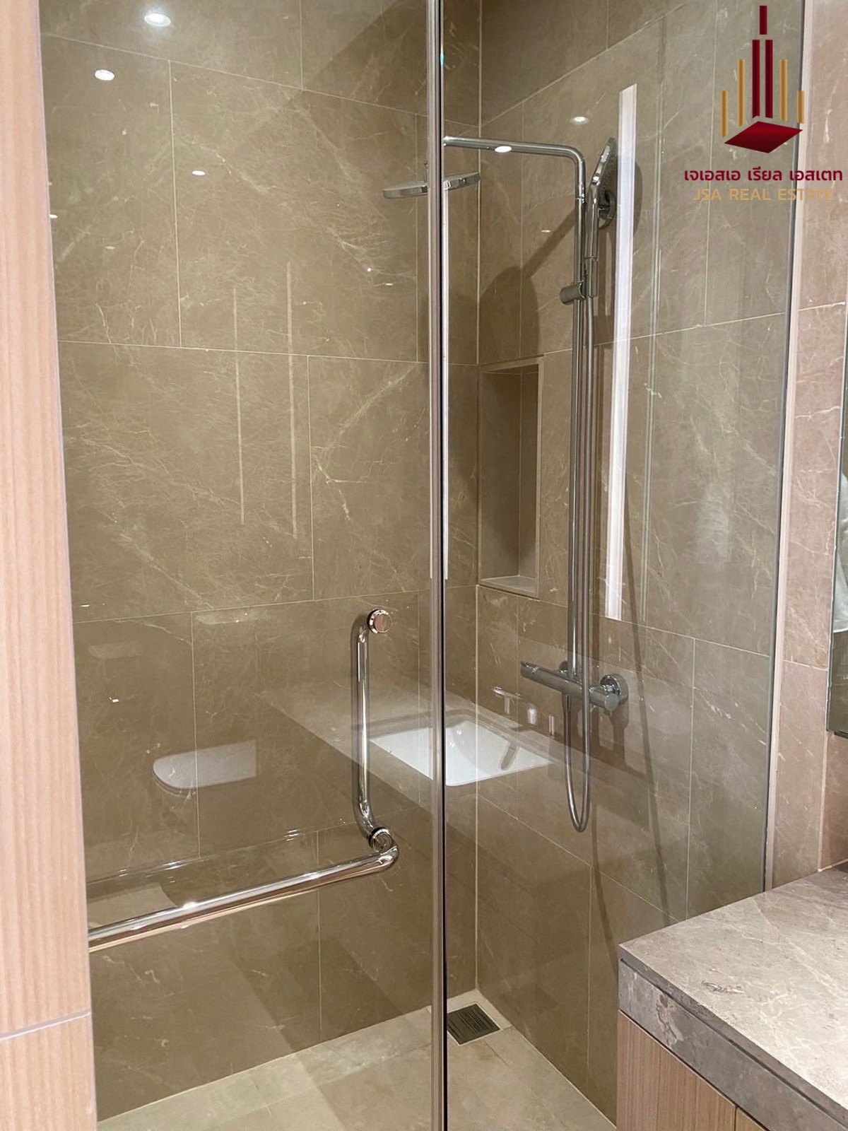 For SaleCondoWongwianyai, Charoennakor : ✨ For Sale : Magnolias Waterfront Residences ✨ 💰 only 145,000,000 thb