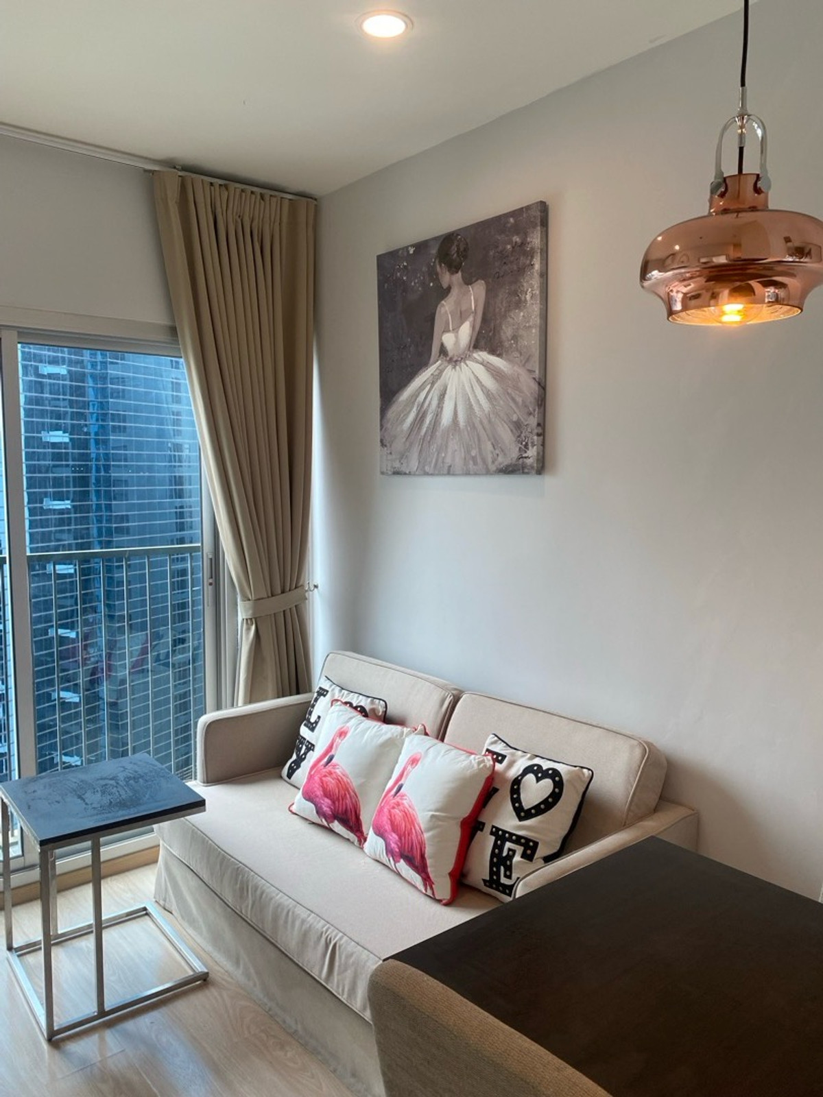 Condo for rent Noble Rewall Ratchada 2 Loading...