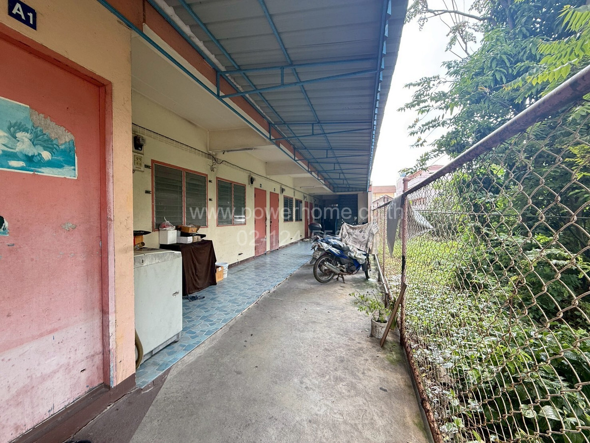 อพาร์ทเม้นท์ 4 ชั้น 28 ห้อง ซอยรังสิต-นครนายก6 ถนนรังสิต-นครนายก  ตำบลประชาธิปัตย์ อำเภอธัญบุรี จังหวัดปทุมธานี  Loading...