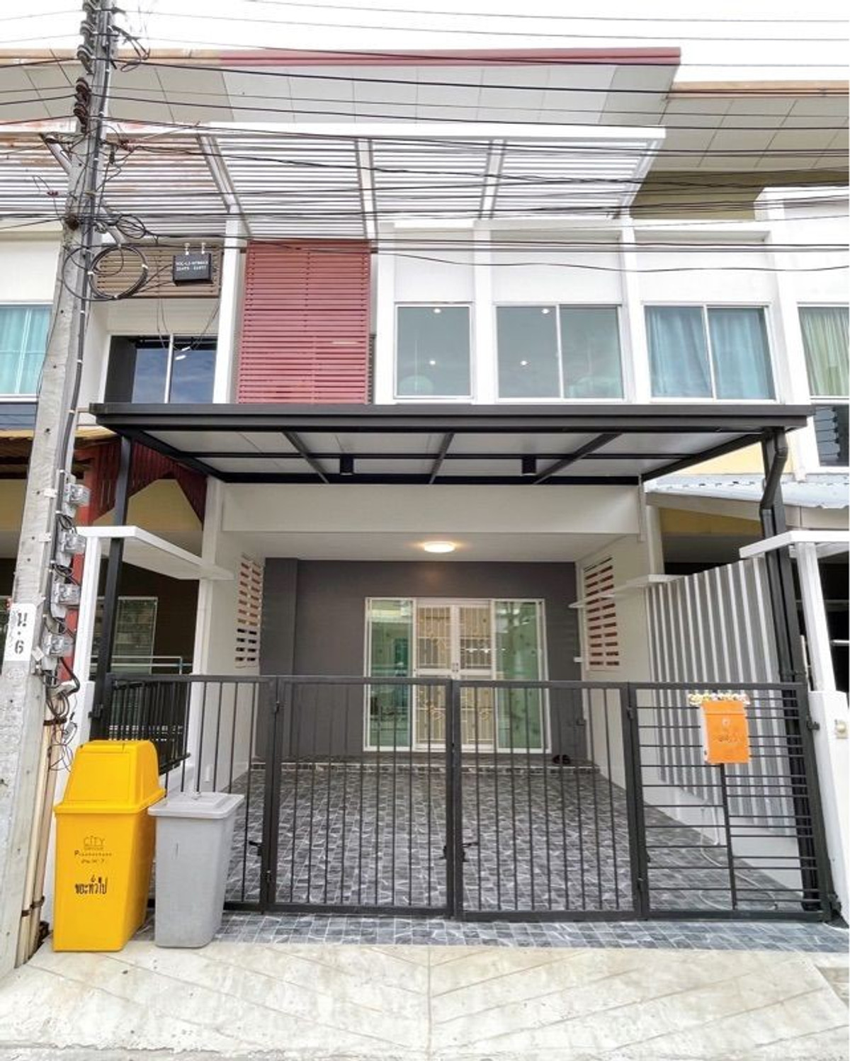 ขายทาวน์โฮมรัตนาธิเบศร์ สนามบินน้ำ พระนั่งเกล้า : ขายราคาดีที่สุดซิตี้เซนส์ ประชาชื่น ใกล้เดอะมอล์งามวงศ์วาน รีโนเวทใหม่ทั้งหลัง พร้อมอยู่ทันที 064-974-2441