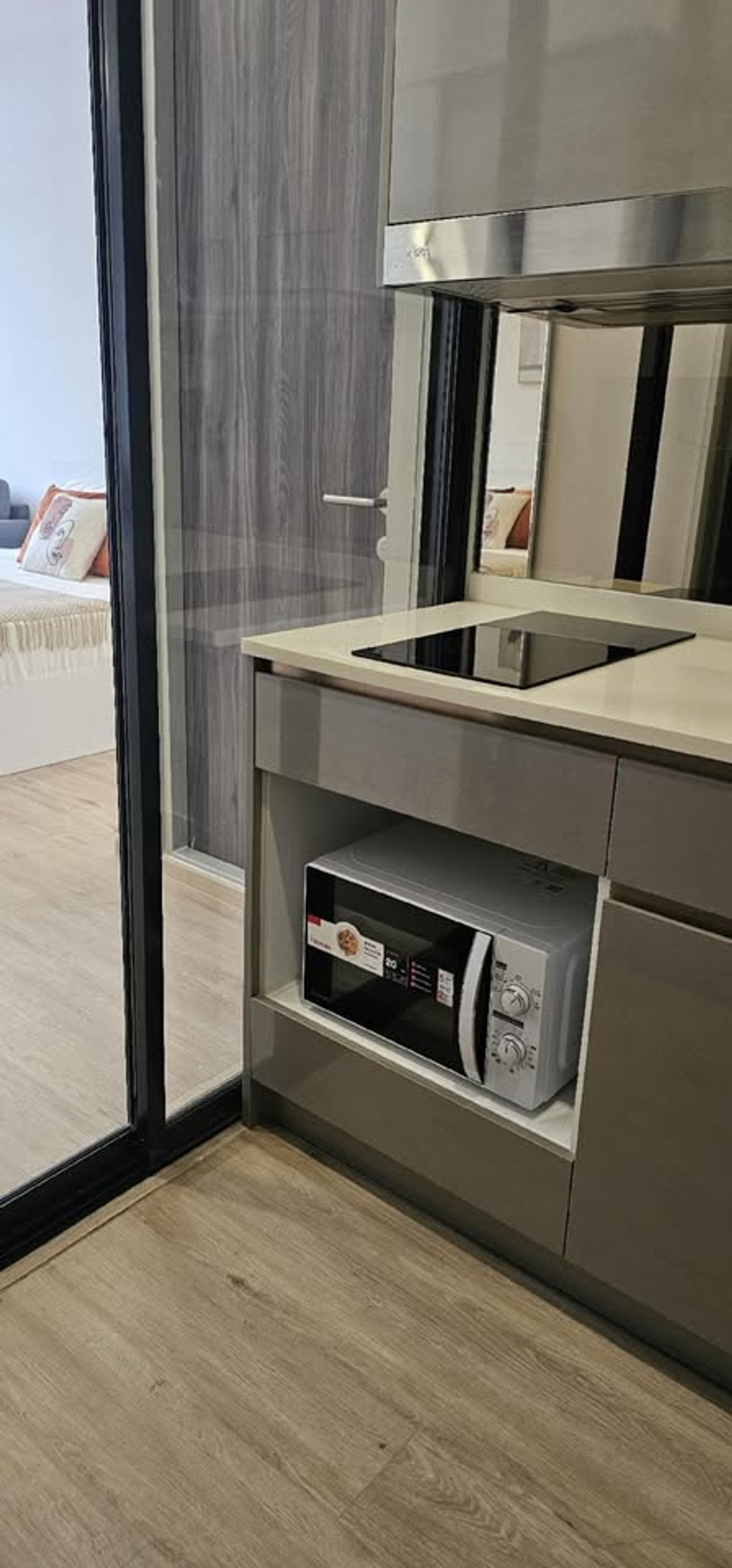 ให้เช่าคอนโดพัฒนาการ ศรีนครินทร์ : เช่าคอนโด The Rich Rama 9 - Srinakarin/เดอะริช พระราม 9 - ศรีนครินทร์ (B6811007)