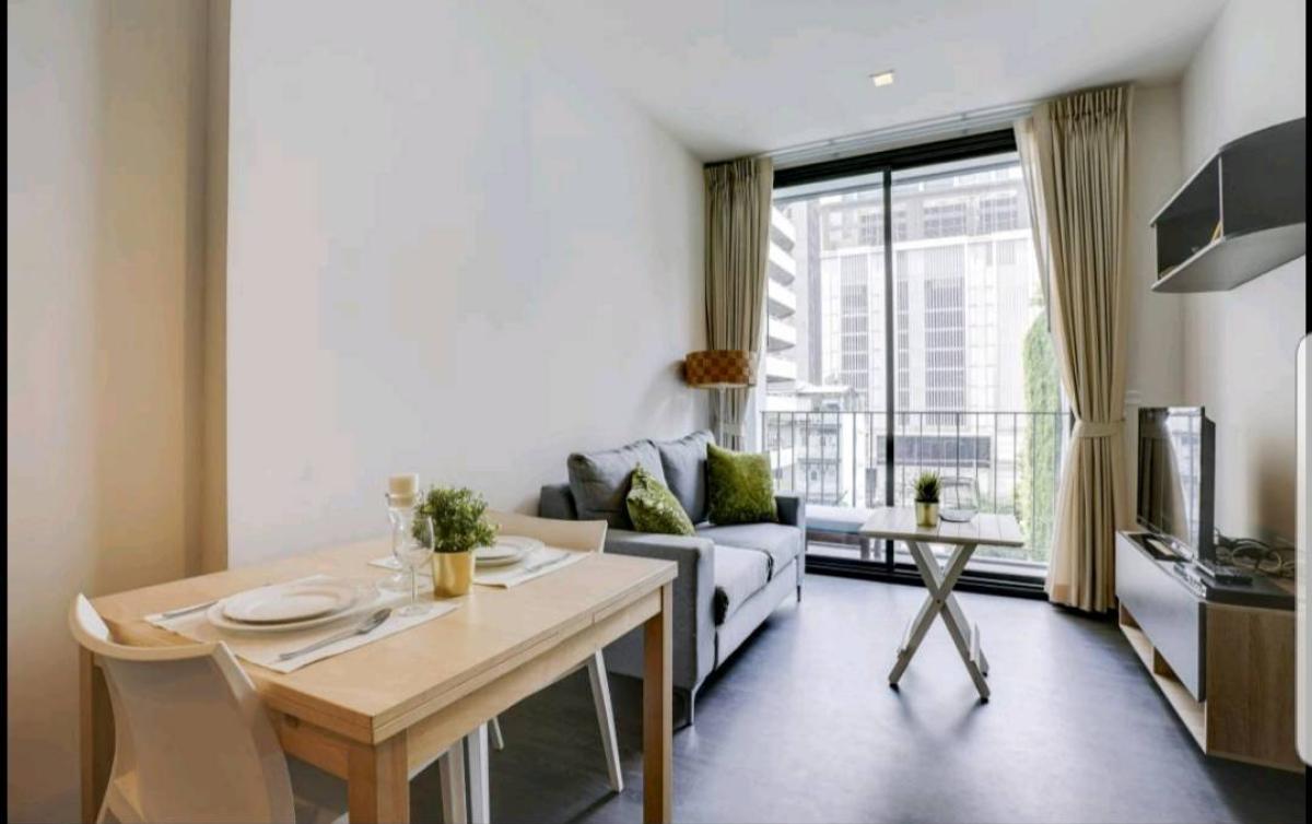 EF00938 - Edge By Sansiri (Sukhumvit 23) :  เอดจ์ บาย แสนสิริ สุขุมวิท 23 - BTS Asoke / MRT Sukhumvit / Terminal 21 Loading...