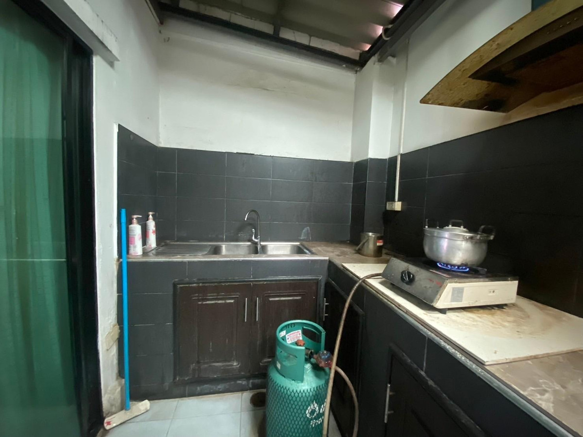 ขายทาวน์โฮมบางแค เพชรเกษม : 96731 - ขายทาวน์โฮม 3 ชั้น หมู่บ้าน เดอะคอนเนค อัพ 3 วงแหวน-บางแคใกล้เดอะมอลล์บางแค ต่อเติมหลังบ้านหน้าบ้านพร้อมอยู่