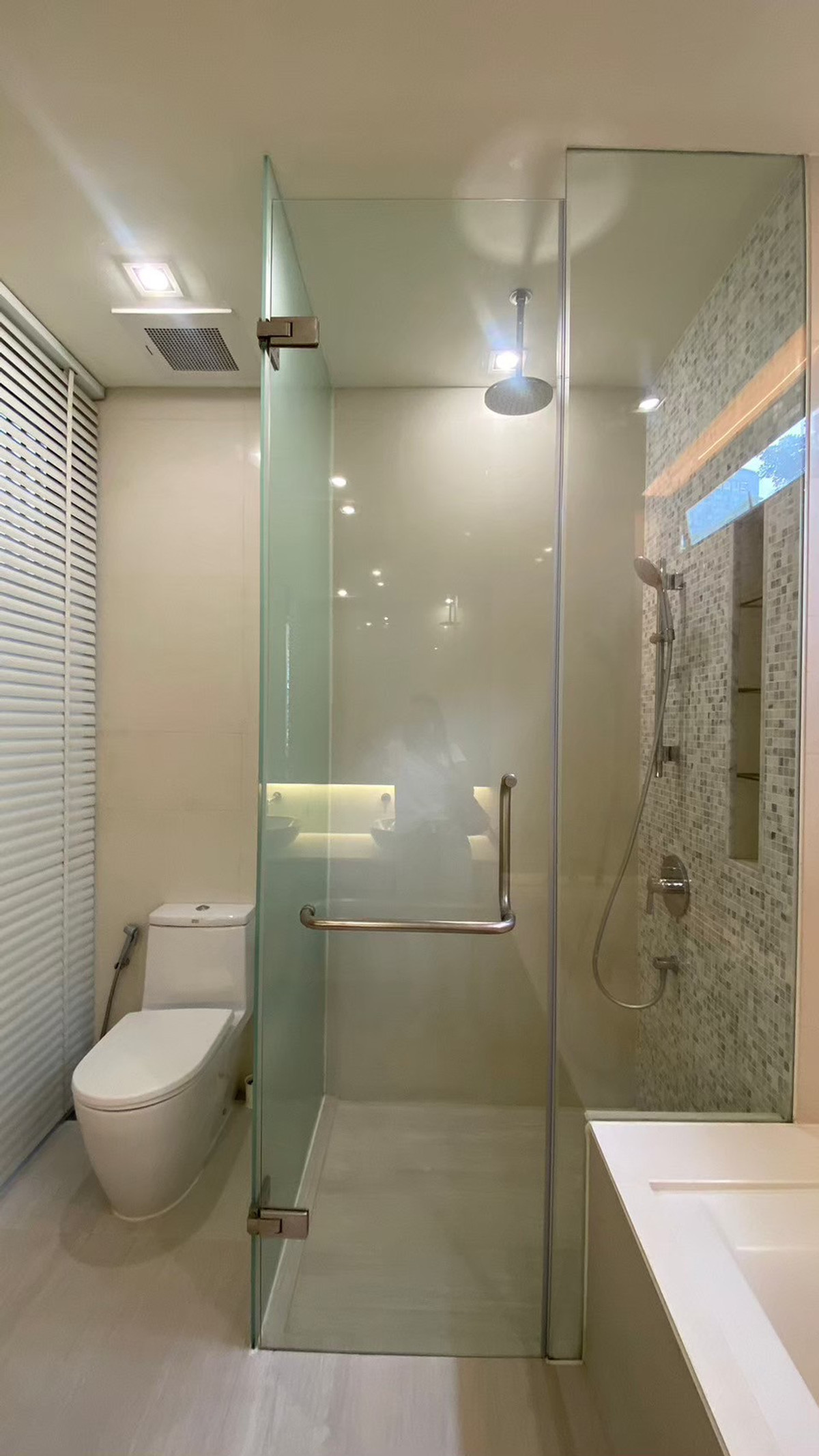 For RentCondoSukhumvit, Asoke, Thonglor : Domus 18 Condominium Luxury 3 Bedrooms for Rent