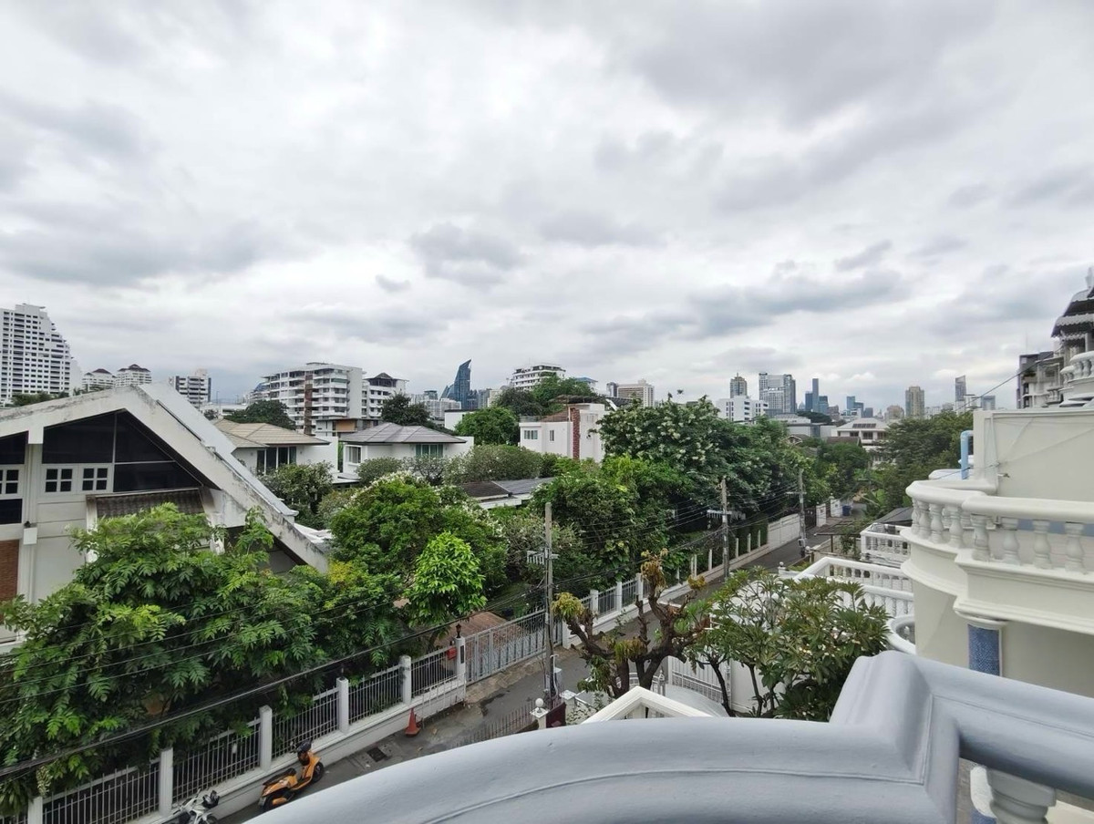 For RentHome OfficeSukhumvit, Asoke, Thonglor : Home Office for rent, Thonglor, Sukhumvit, near BTS, can register a company, can do business | Home Office Thonglor for Business