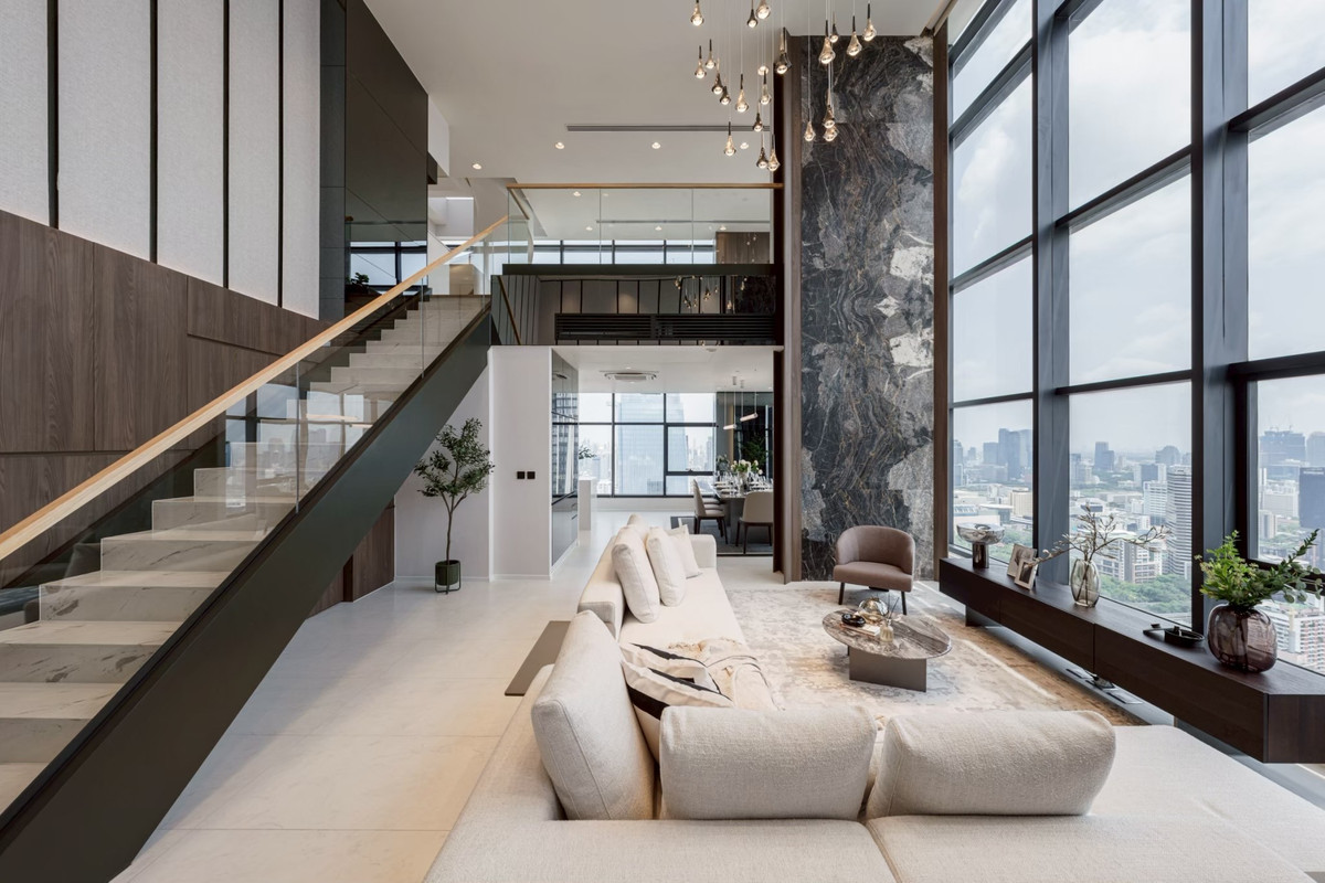 For SaleCondoRatchathewi,Phayathai : CONNER Ratchathewi | Super Luxury Penthouse, 3 floors, 270 degree view, near BTS Ratchathewi, the newest Super Luxury condo from The Creators HQ, outstanding with the Vertical Forest concept - an 80 meter high sky garden planted with over 145,987+ trees, 