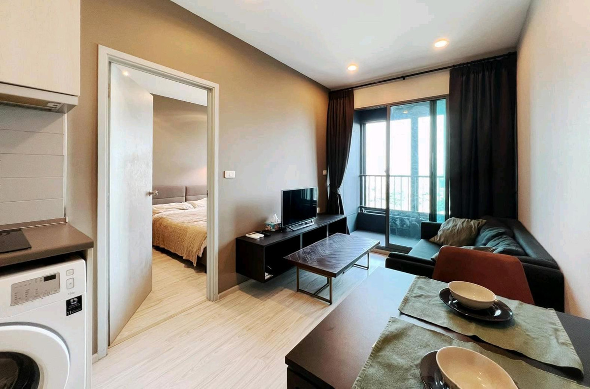 For RentCondoBangna, Bearing, Lasalle : Condo room for rent, at Ideo Mobi Sukhumvit Eastgate Bts Bangna
