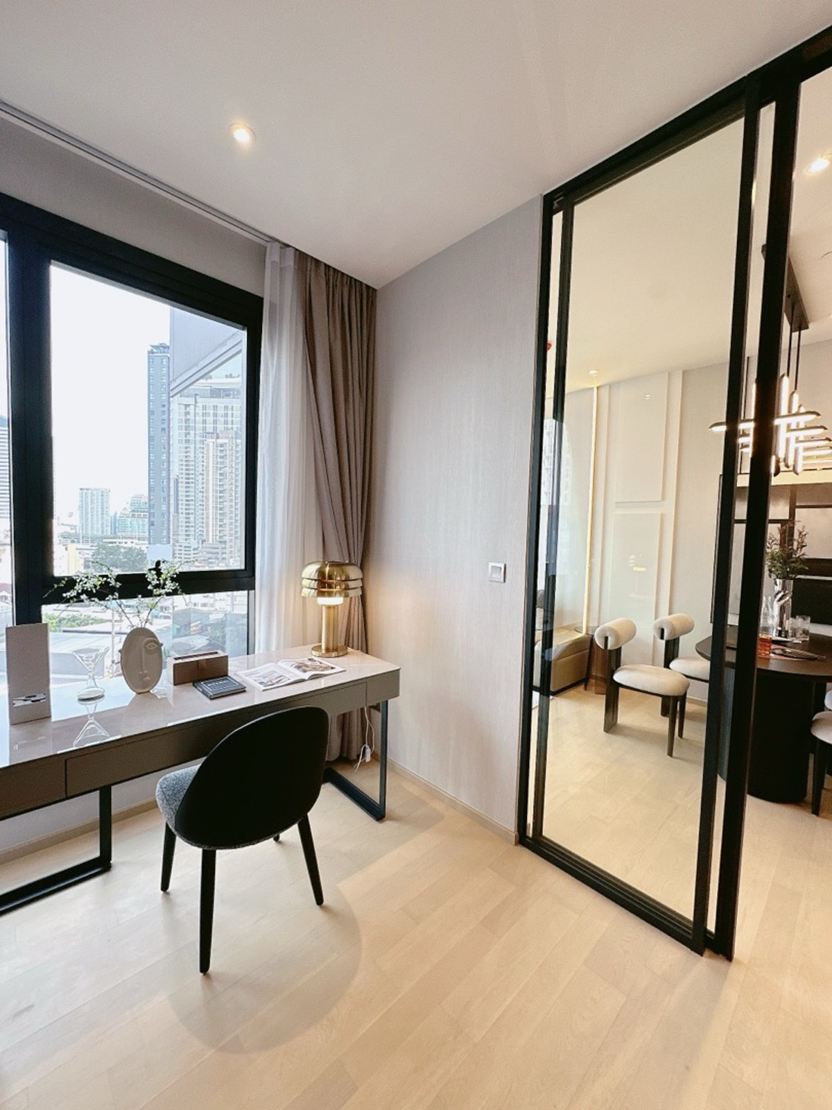 ขายคอนโดพระราม 9 เพชรบุรีตัดใหม่ RCA : 𝐀𝐒𝐇𝐓𝐎𝐍 𝐀𝐒𝐎𝐊𝐄 𝐑𝐀𝐌𝐀𝟗 /𝟐 𝐁𝐞𝐝 𝐑𝐨𝐨𝐦 ฟรีทุกค่าใช่จ่าย พร้อมเข้าอยู่ ผ่อนสบายๆ 𝟐𝟓,𝟎𝟎𝟎/𝐦𝐨𝐧𝐭𝐡 โปรปิดตึก 3 ห้องสุดท้าย 