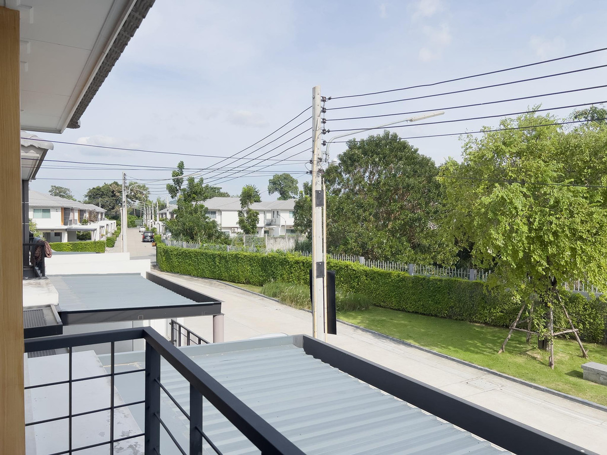 For RentHousePattaya, Bangsaen, Chonburi : For rent, beautiful detached house near Pattaya city. and international school, fully furnished, ready to move in