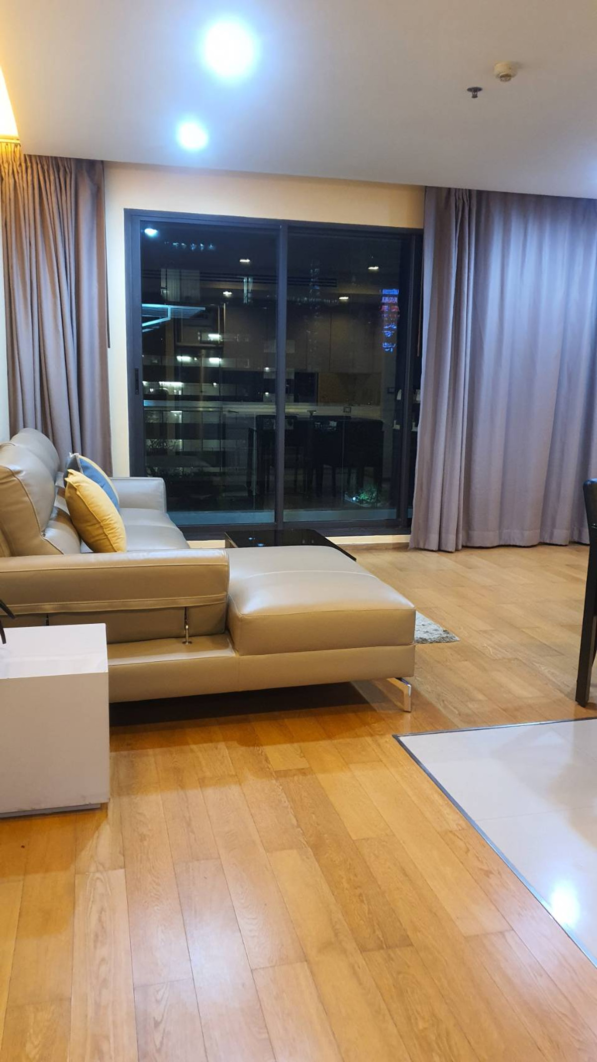 For RentCondoSathorn, Narathiwat : for rent The Address sathorn 2 bed super deal 🌈⭐️