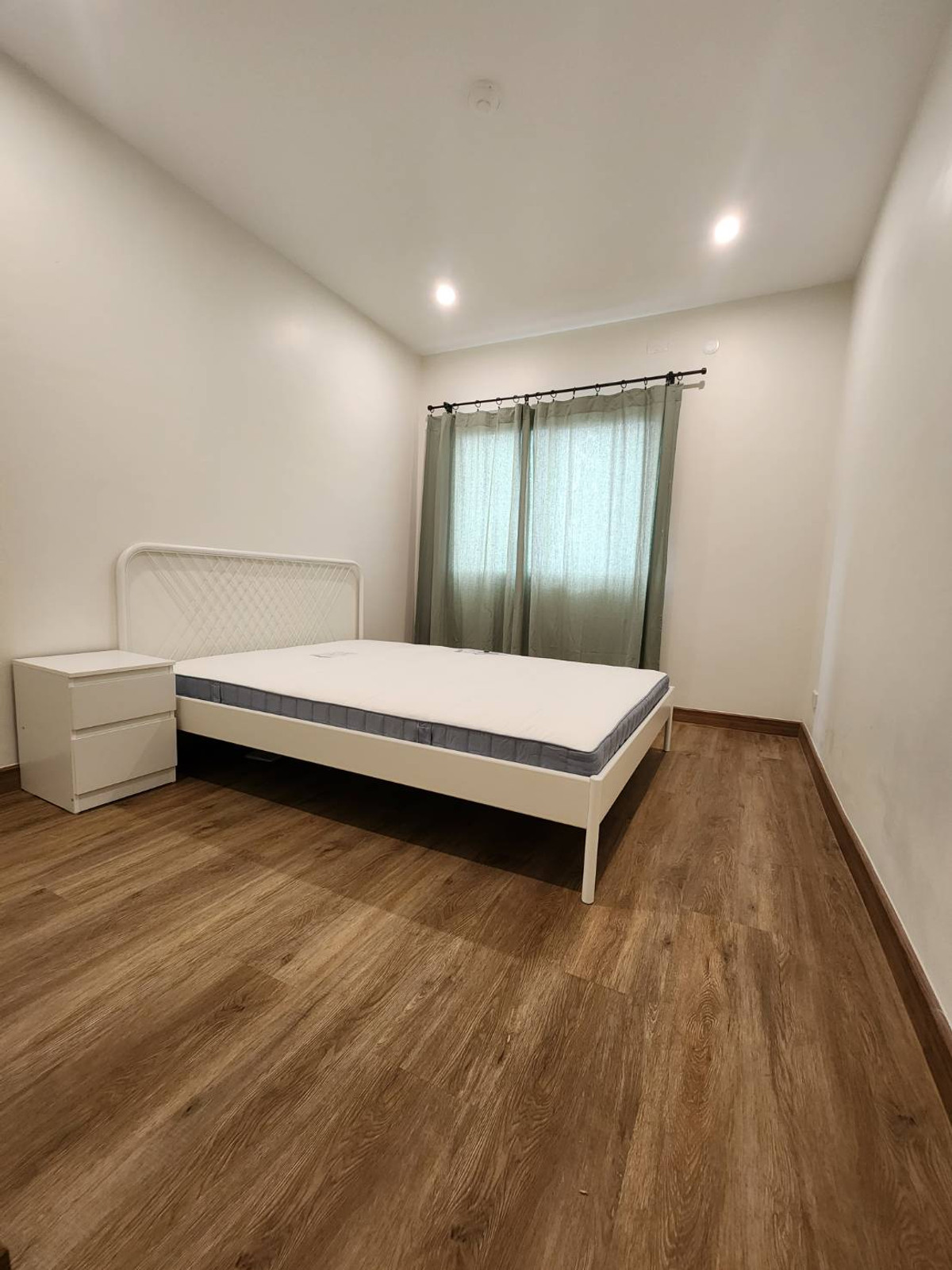 For SaleCondoRama9, Petchburi, RCA : Near MRT Rama 9