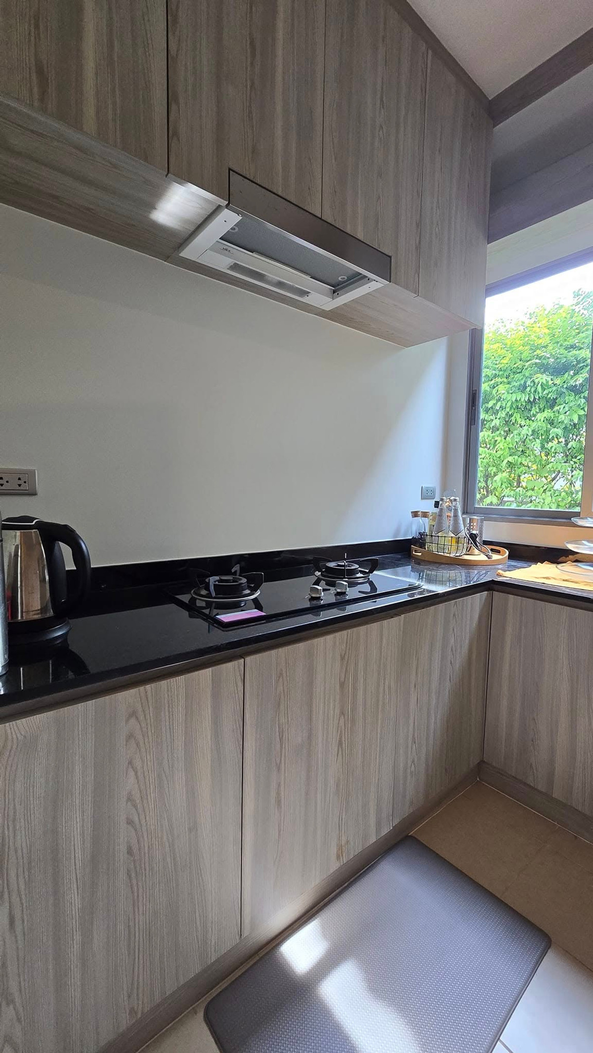 For RentHousePattanakan, Srinakarin : Single house for rent: Perfect Place 2 — New Krungthep Kreetha Road. Beautiful house ready to move in Near international schools / expressways / famous department stores, 2-storey detached house, modern style, on an area of ​​90 square meters, spacious us