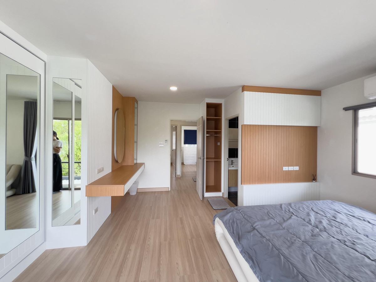 For RentHousePattaya, Bangsaen, Chonburi : For rent, beautiful detached house near Pattaya city. and international school, fully furnished, ready to move in