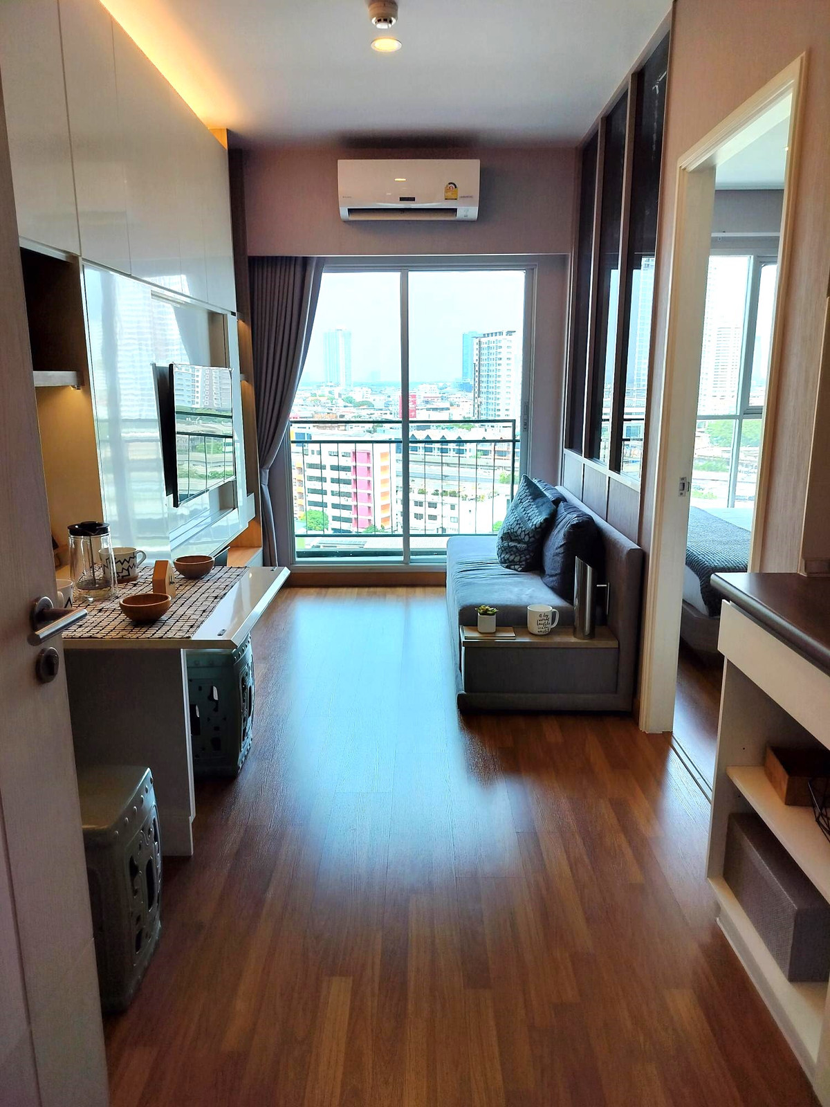 For RentCondoRama3 (Riverside),Satupadit : 🎯🎯For rent Lumpini Place Ratchada - Sathu, built-in furniture.