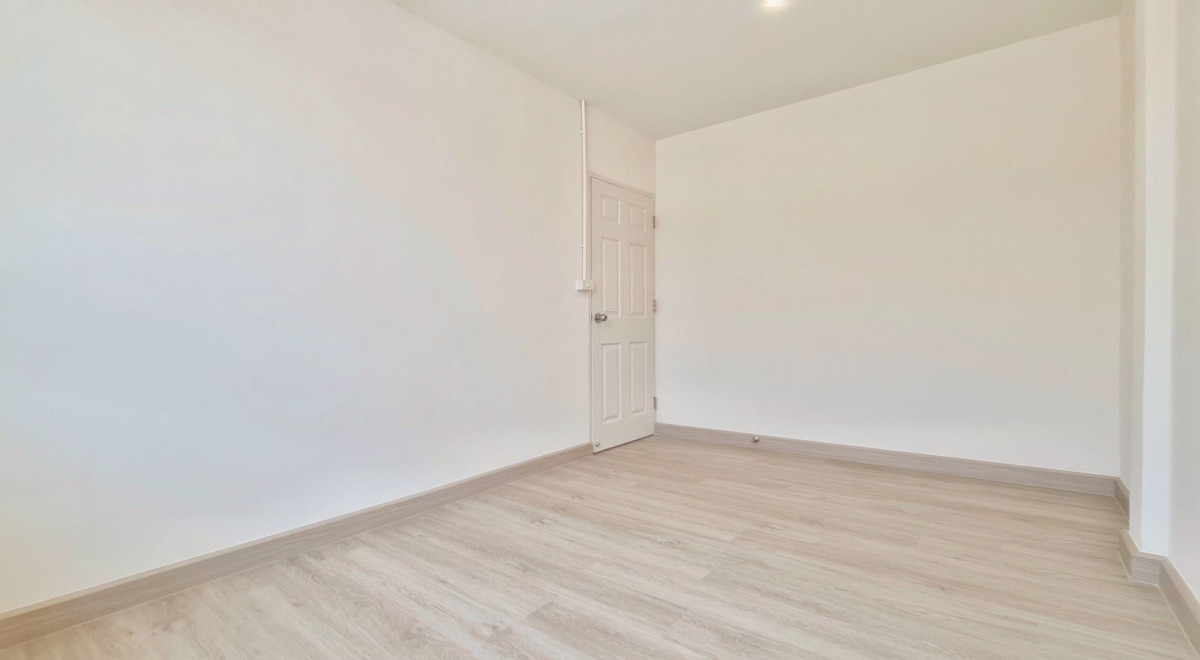 ขายทาวน์โฮมพระราม 5 ราชพฤกษ์ บางกรวย : ขายทาวน์เฮ้าส์/ทาวน์โฮม  บ้านสมชายพัฒนา รีโนเวทใหม่ บางกรวย บางกรวย นนทบุรี  CX-146821