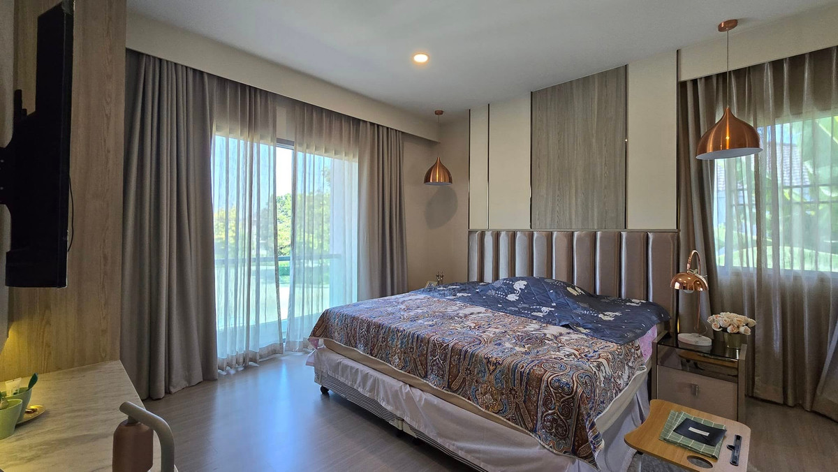 For RentHousePattanakan, Srinakarin : Single house for rent: Perfect Place 2 — New Krungthep Kreetha Road. Beautiful house ready to move in Near international schools / expressways / famous department stores, 2-storey detached house, modern style, on an area of ​​90 square meters, spacious us