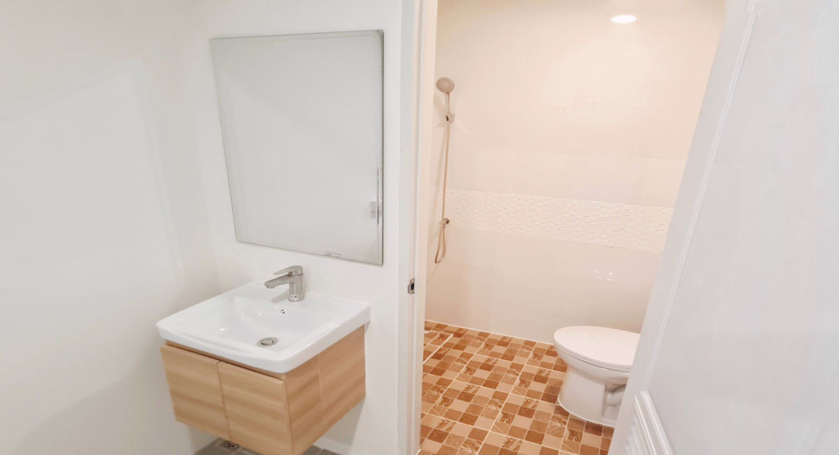 ขายทาวน์โฮมพระราม 5 ราชพฤกษ์ บางกรวย : ขายทาวน์เฮ้าส์/ทาวน์โฮม  บ้านสมชายพัฒนา รีโนเวทใหม่ บางกรวย บางกรวย นนทบุรี  CX-146821