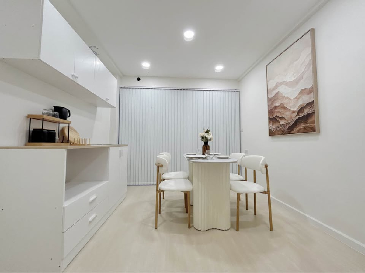 ขายคอนโดอ่อนนุช อุดมสุข : ขายคอนโด  เอท ทองหล่อ ชั้นสูง รีโนเวทใหม่ BTS-ทองหล่อ คลองตันเหนือ เขต วัฒนา กรุงเทพ CX-149521