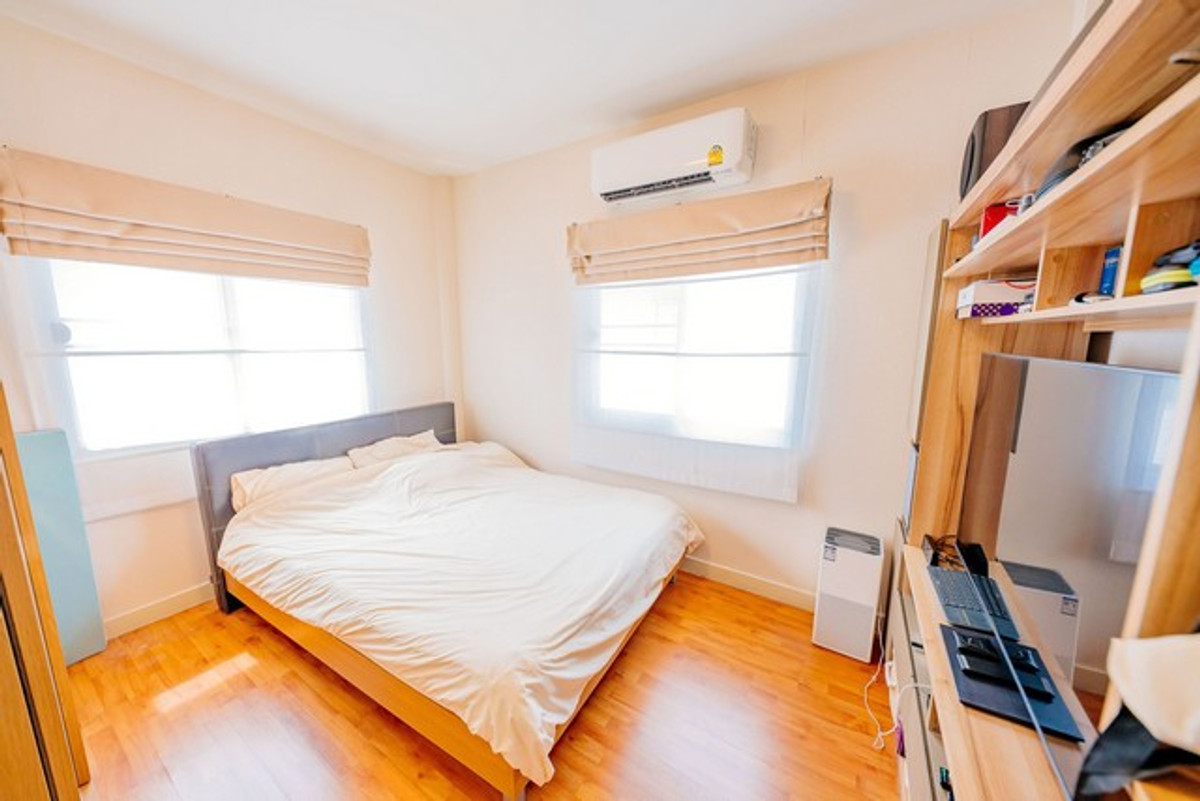 For SaleHouseBang kae, Phetkasem : 2-story detached house for sale, Life Bangkok Village, Boulevard Rachaphruek - Charan, area 50.70 square wah, good location, near the city.