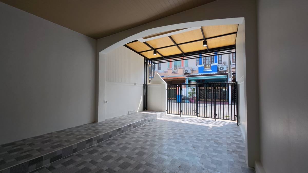 ขายทาวน์โฮมนวมินทร์ รามอินทรา : ขายทาวน์เฮ้าส์/ทาวน์โฮม เค.ซี. คลัสเตอร์ รามอินทรา - ซาฟารี รีโนเวทใหม่ สามวาตะวันตก เขต คลองสามวา กรุงเทพ CX-147995