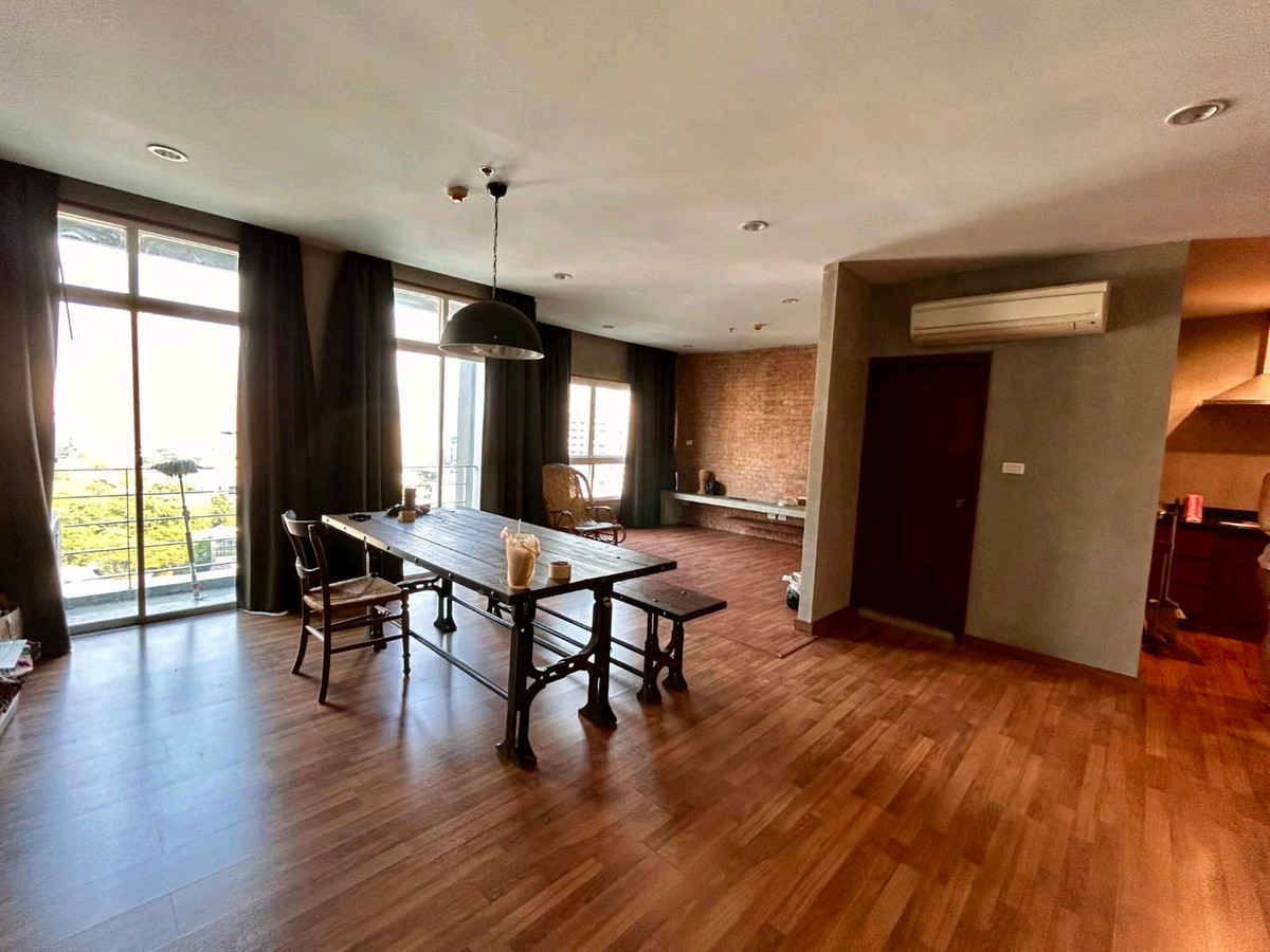 For SaleCondoRama9, Petchburi, RCA : Condo for sale, PG condominium Rama 9, large room, in the heart of the CBD, Rama 9, near Central and the BTS.