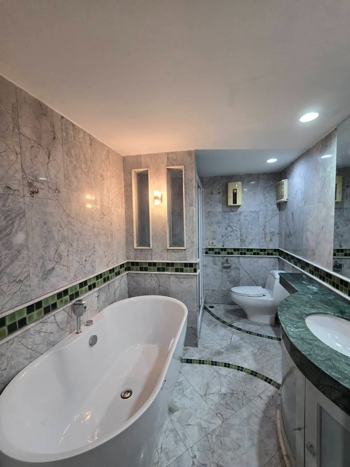 ให้เช่าคอนโดวิทยุ ชิดลม หลังสวน : เช่าคอนโด Sithakarn Condominium/สิทธาคาร คอนโดมิเนี่ยม (D6811002)